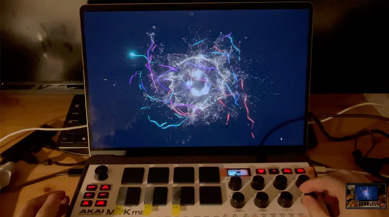 VJ 演奏 7 — 紫の発光体